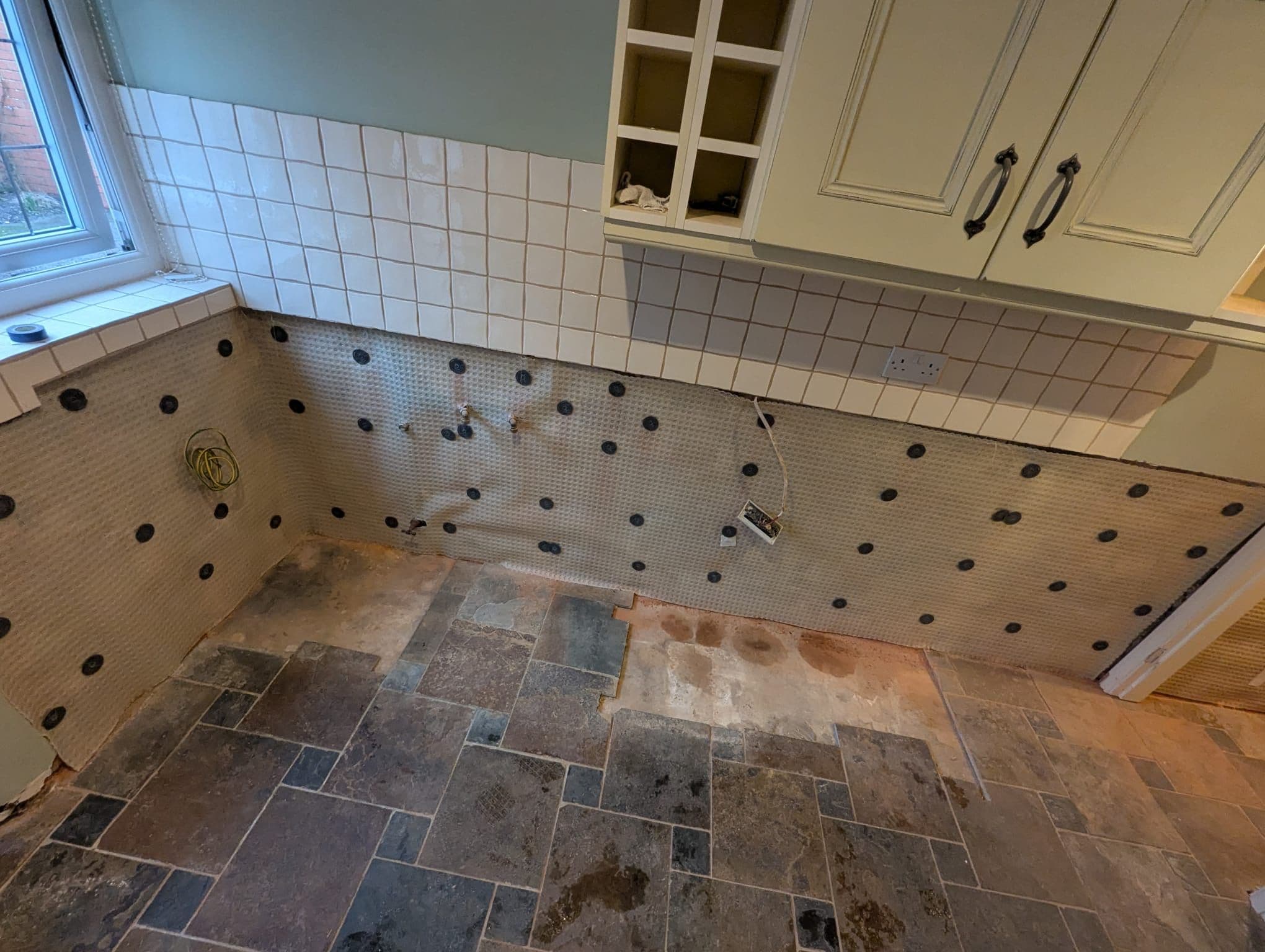 PCA Damp Survey & Damp Proofing Works In Doncaster